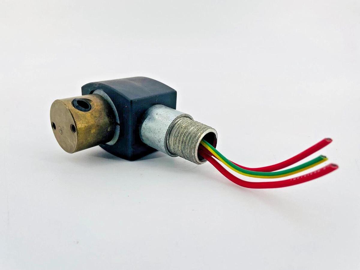 Used Asco EF8262G2 110/120V Solenoid Valve 1/8in NPT
