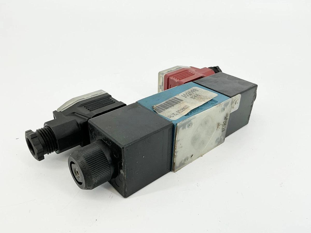 New Rexroth 4WE6D60/0FEW110N Solenoid Valve 50-220VA 9Z55L/V RR00880059 - No Box
