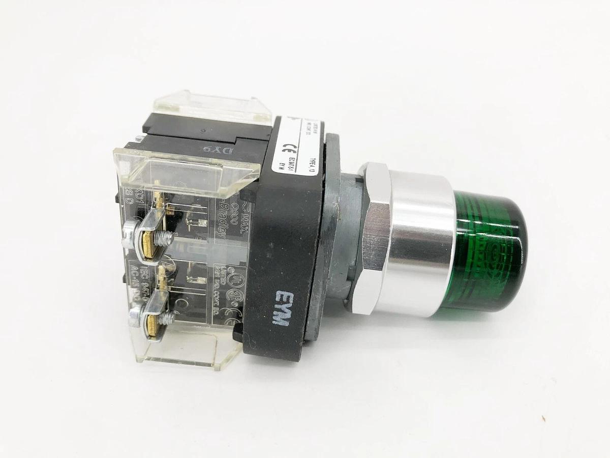 New Allen Bradley 800T-QB24GD1 Ser. T Green Illuminated Pushbutton 24VAC/DC