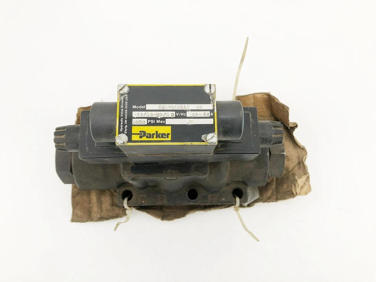 Used Parker D61VW4C4Y Directional Control Valve 110/120V 50/60Hz .48-.58A 3000psi