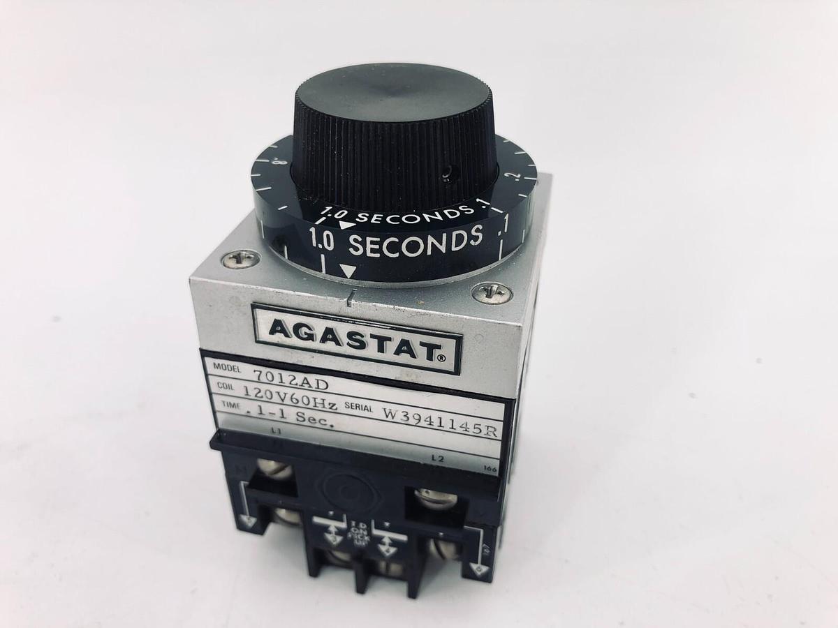 New Agastat 7012AD Timing Relay 120VAC 60Hz Delay: .1 to 1 Sec 1423157-1