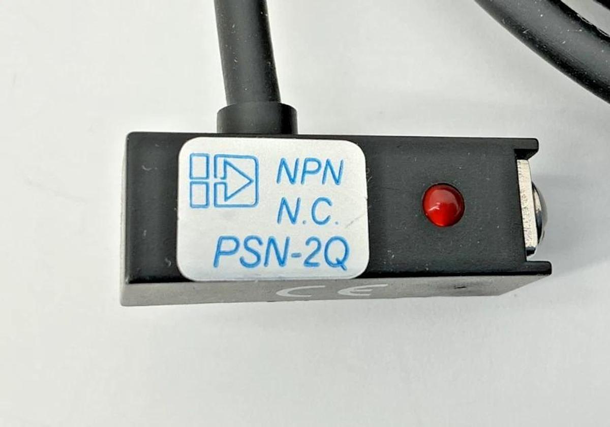 New IDC Industrial Devices Corporation PSN-2Q Position Sensor 3W 10-24VDC No Box