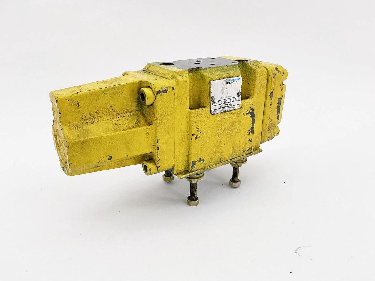 Used Rexroth 4WRZ10E50-51/6A24 NETZ4/M Pilot Base Valve