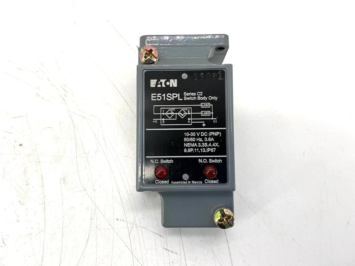 New Eaton E51SPL Ser C2 Switch Body 3-Wire NO & NC 0.6A 10-30VDC 50/60HZ