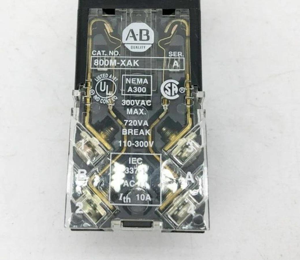 New Allen Bradley 800MR-B1AK Small Round Extended Pushbutton Green Ser. C