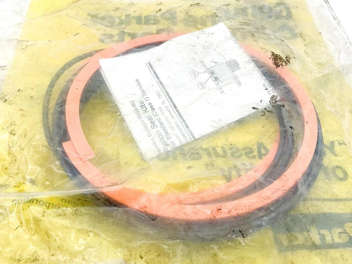 New Parker PK602HLL01 Bunan Piston Seal Kit 6"