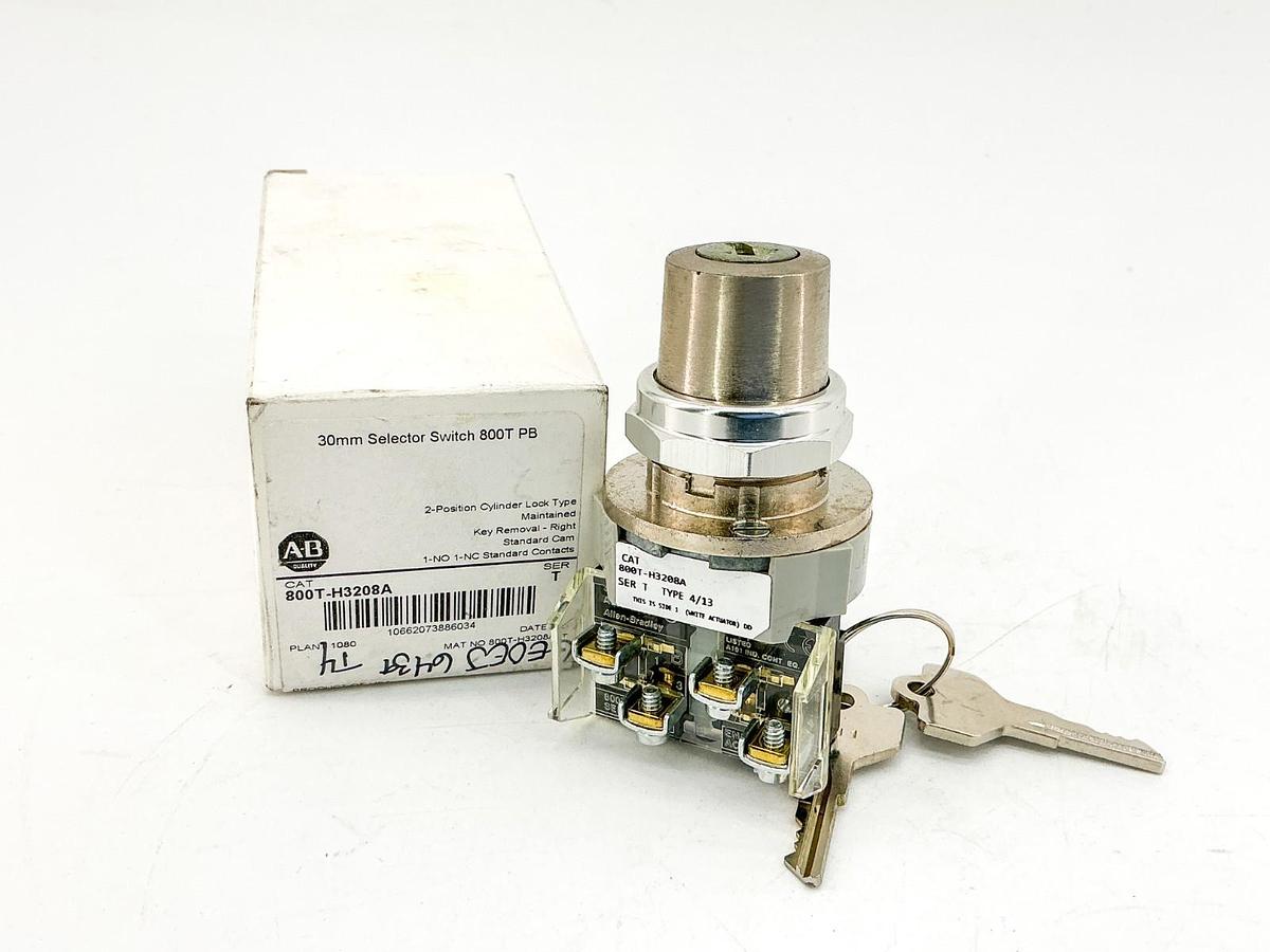 New Allen Bradley 800T-H3208A 30mm Selector Switch 2 Position Ser.T