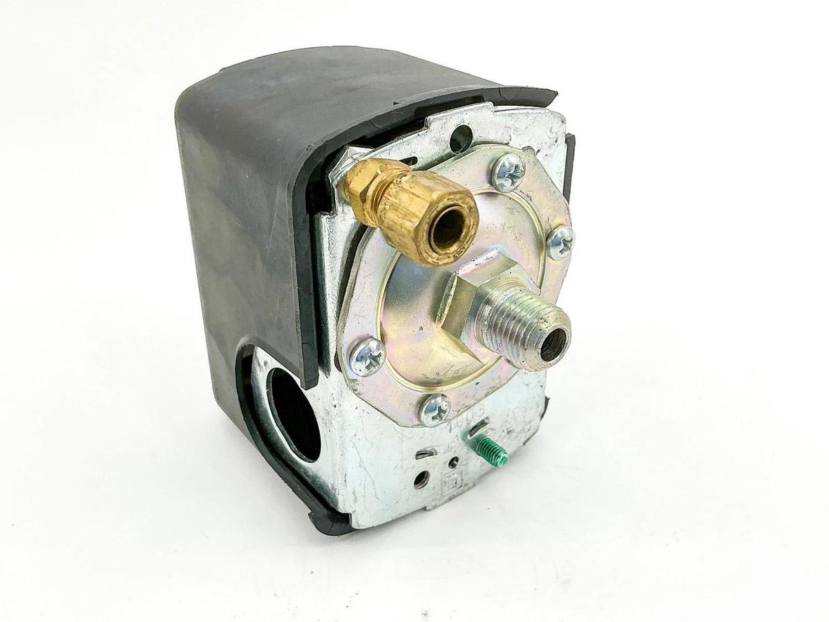 New Square D Hubbell 69JF7LY2C Pressure Switch 3PH 125PSI 600V 9013-FHG19M1XZ22