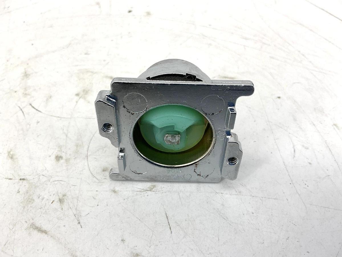 Lot of 2 New Eaton Cutler-Hammer 10250T4023 Ser A3 Selector Switch 3Pos Maint