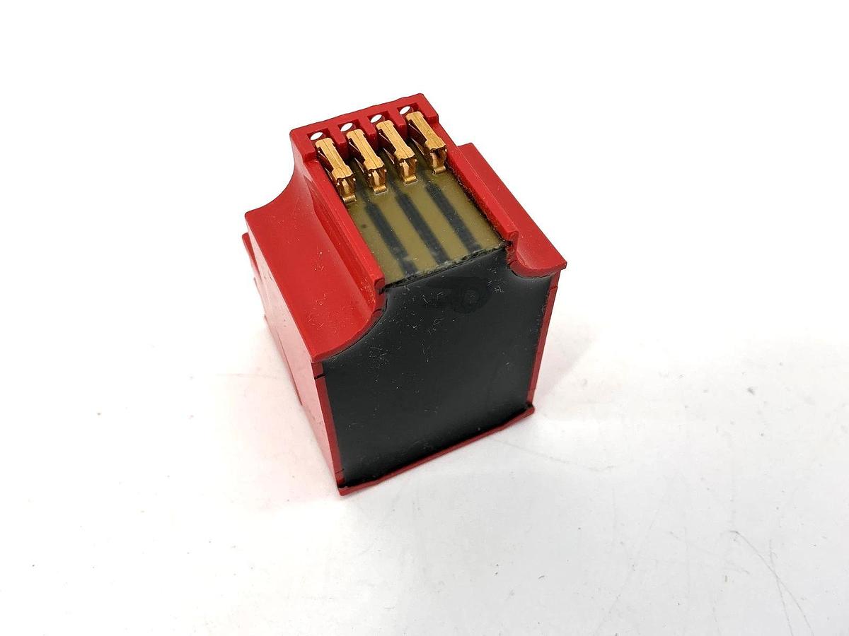 New Banner Engineering PBA Power Block Module 105-130VAC 50/60HZ 16384