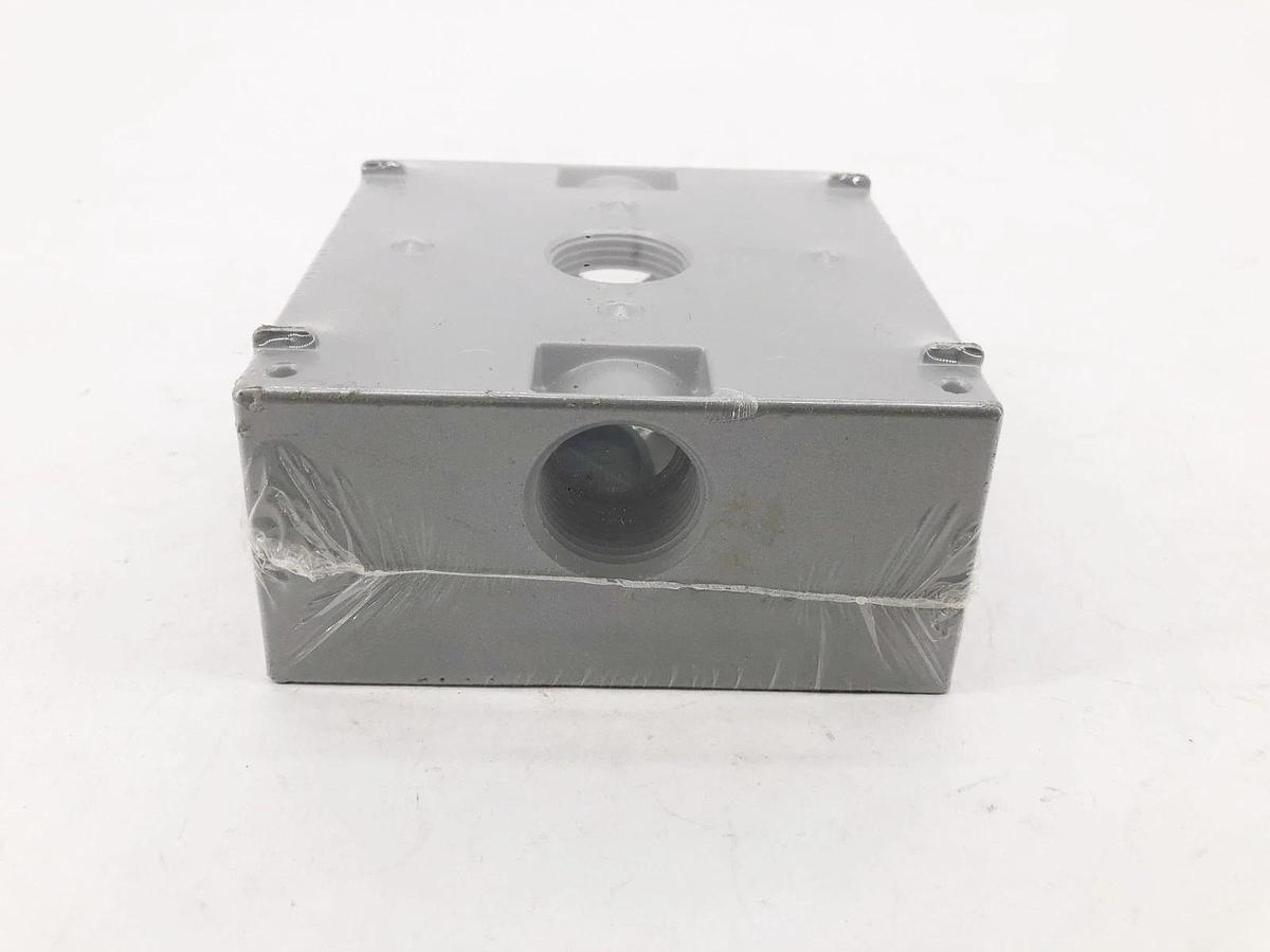 Lot of 2 New Bell 5342-0 Weatherproof Electrical Boxes 2-Gang 32 Cu. In. 3/4"