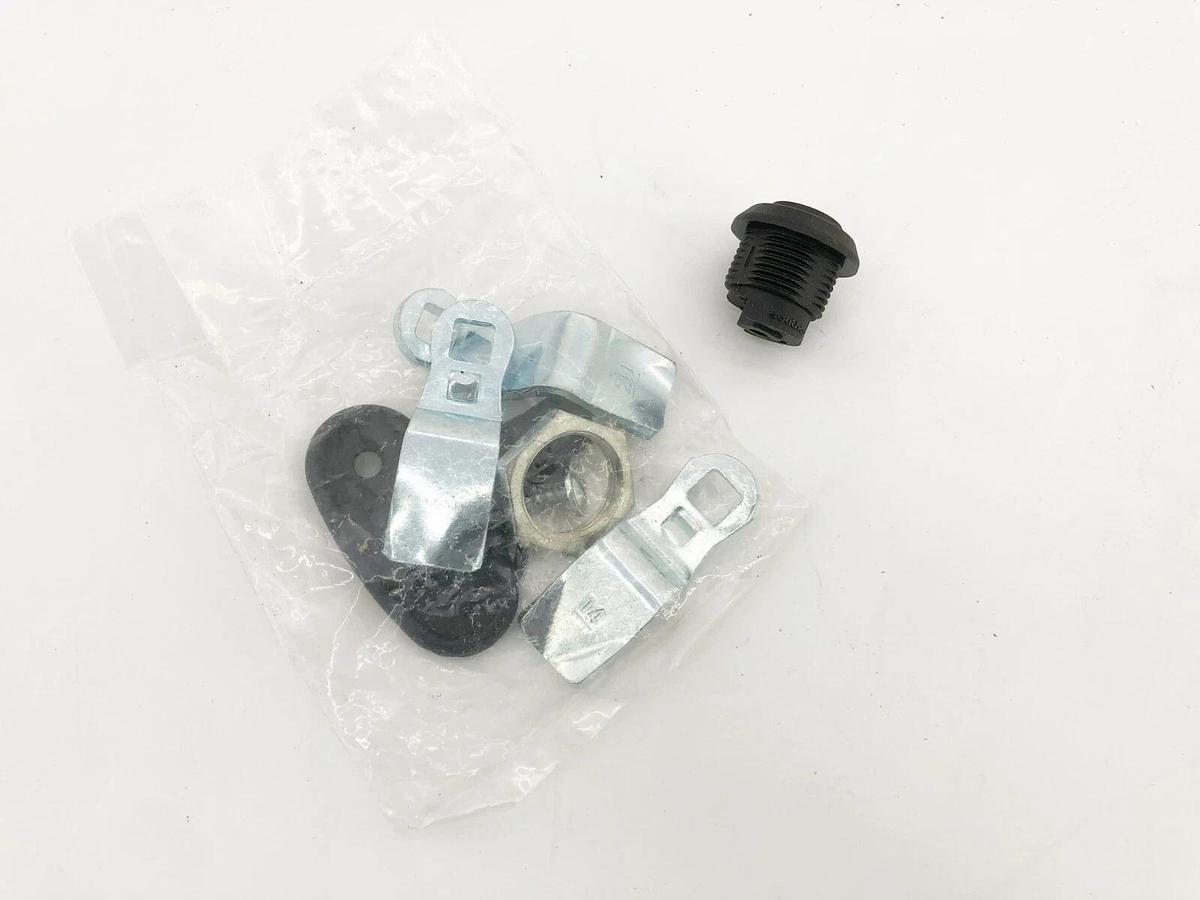 Lot of 3 4RRF8 Keyed Cam Latches Black Plastic