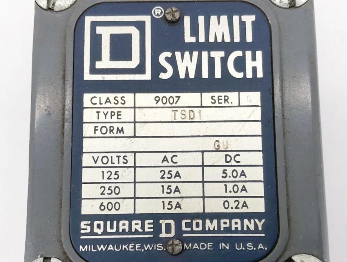 Used Square D 9007TSD1 Rotary Lever Limit Switch 600VAC Ser. A