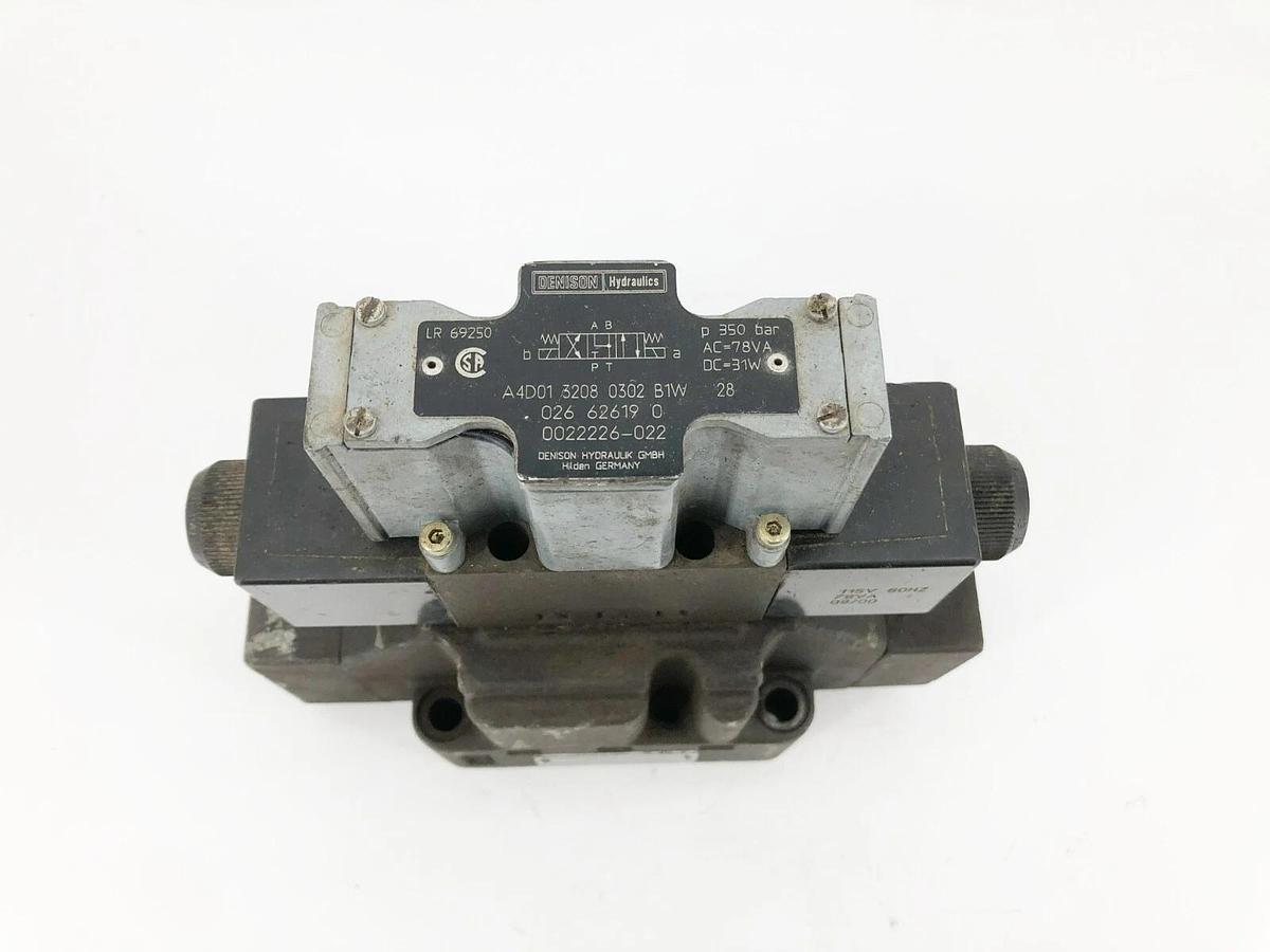 Used Denison Hydraulics A4D03-3B03-0303-10A1W01-1028 Directional Valve 115V Coils