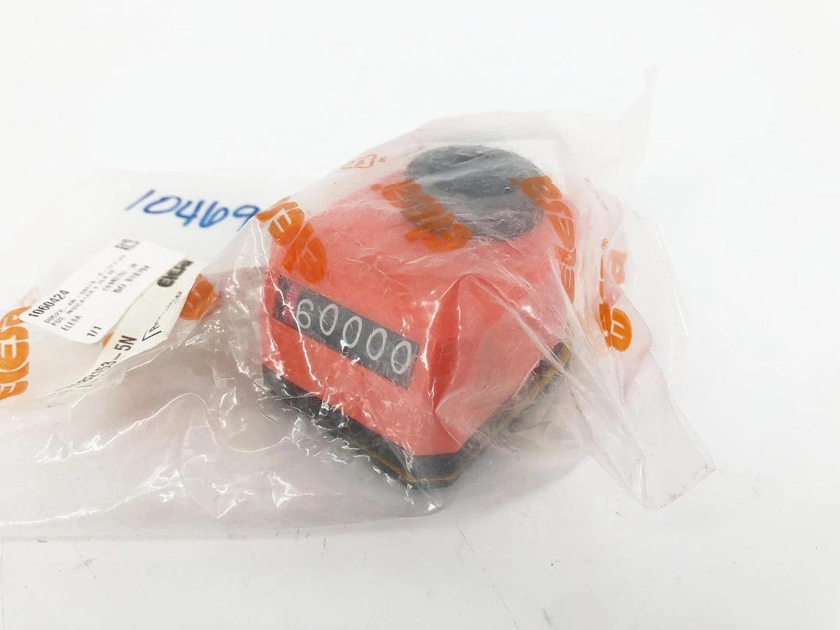New Elesa CE982153-5N Digital Position Indicator DD52R-AN-00010-D-C2 F.3/4