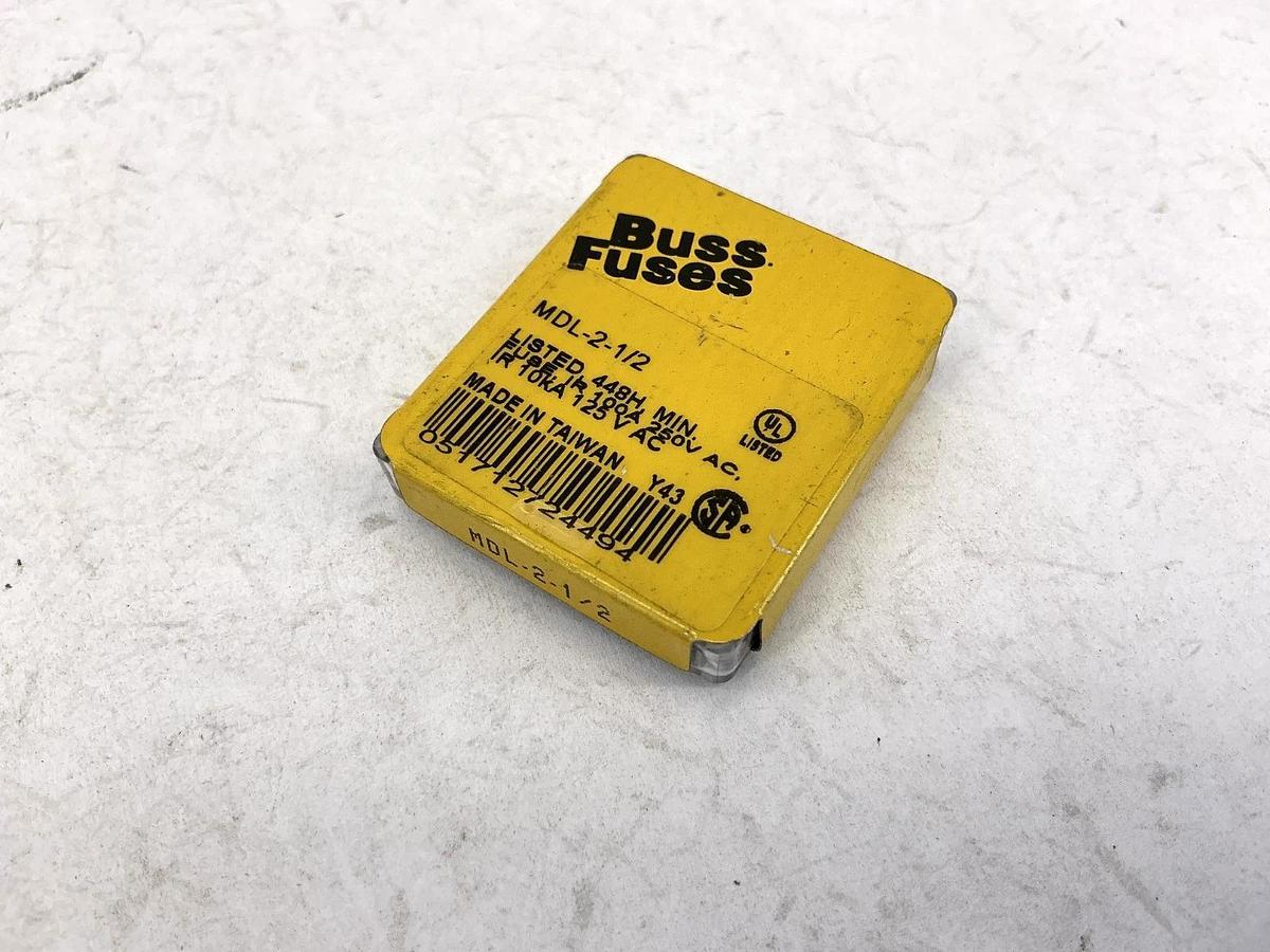 Lot of 15 New Bussmann MDL-2-1/2 Glass Fuse 2-1/2A 250V