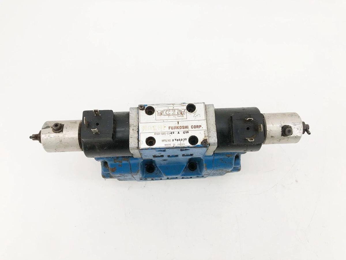 Used Nachi ESD-G03-C540-A-E10 Directional Proportional Valve 24VDC 2Y05239