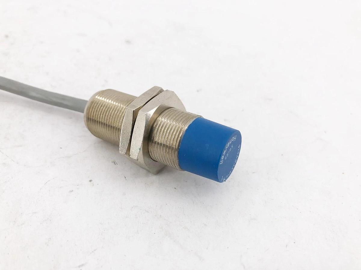 New Honeywell 923AB3XM-A7T-L Proximity Switch - No Box