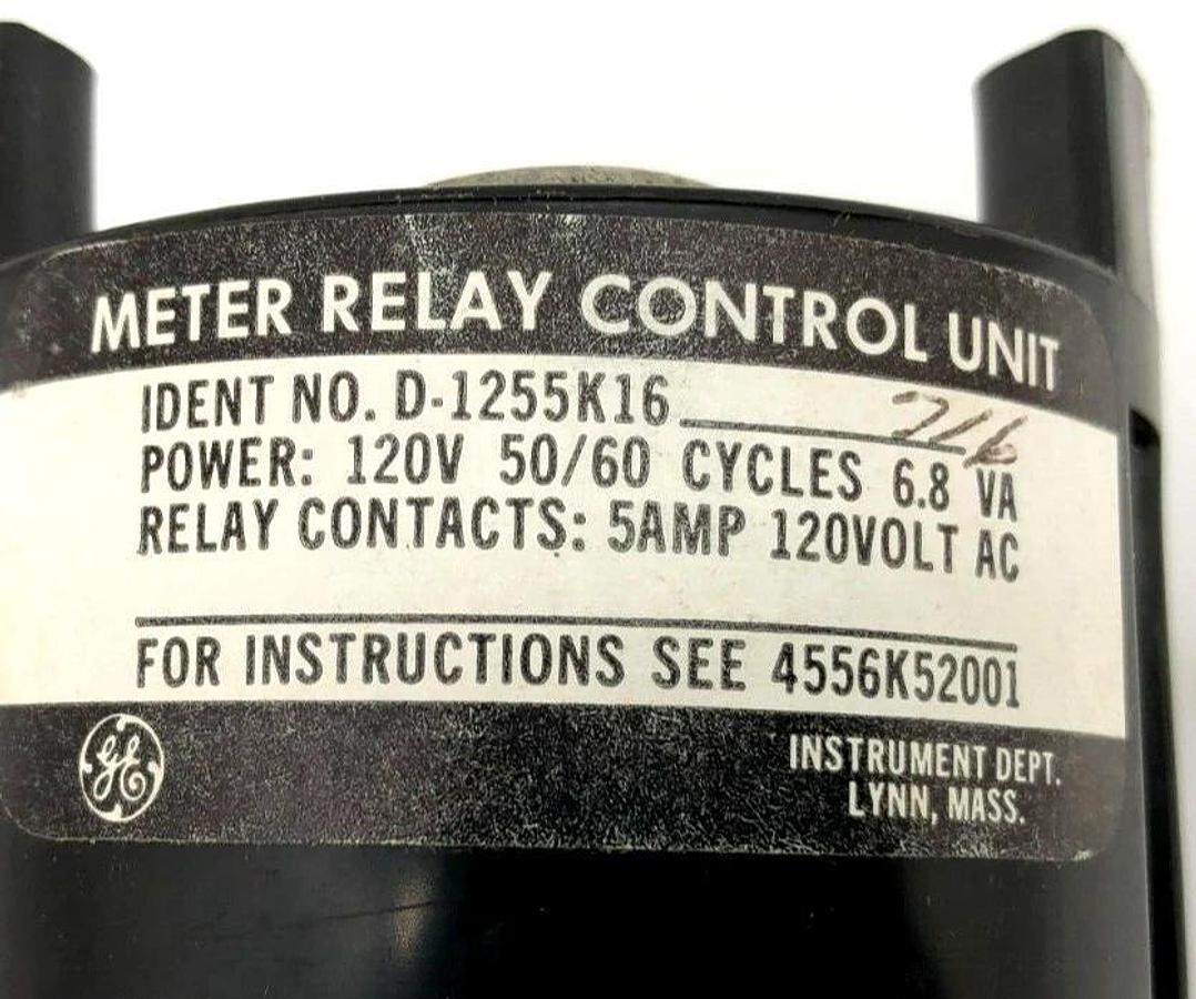 New General Electric D-1255K16-716 Control Relay w/ 50-1983 DC Panel Meter 0-25V