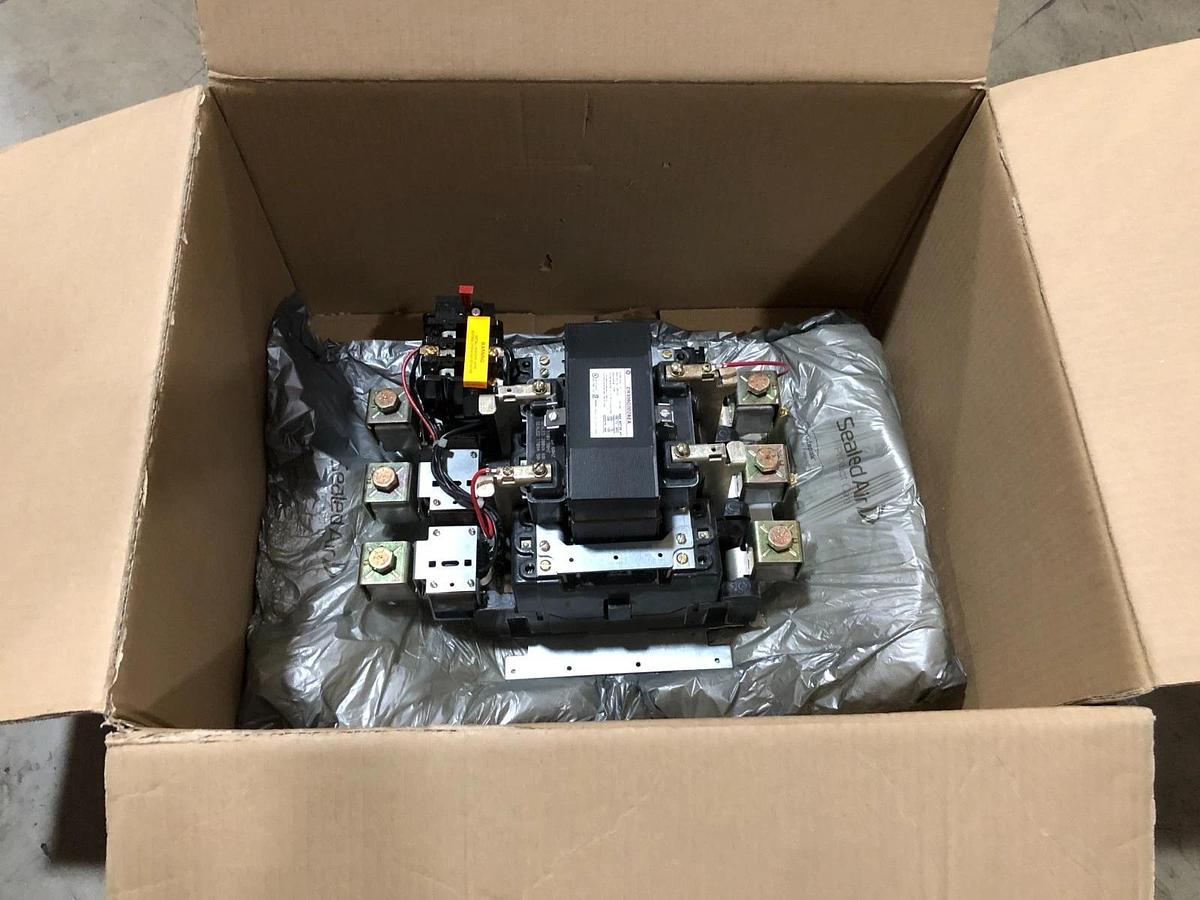 New General Electric CR306G002AEA Non-Rev Starter 270A 600VAC Size 5 120V Coil