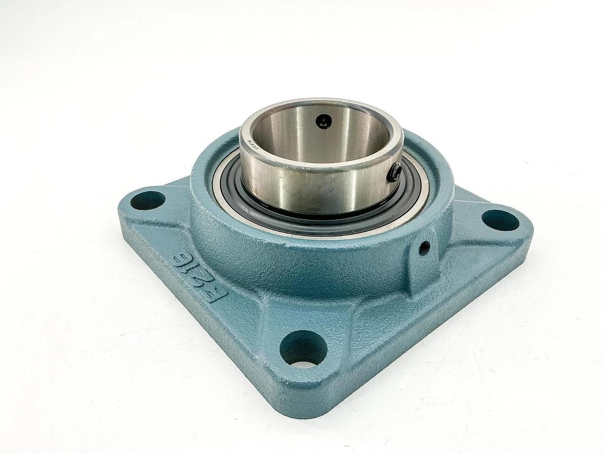 New Nachi UCF216 4 Bolt Flange Ball Bearing Unit 80mm Bore - No Box