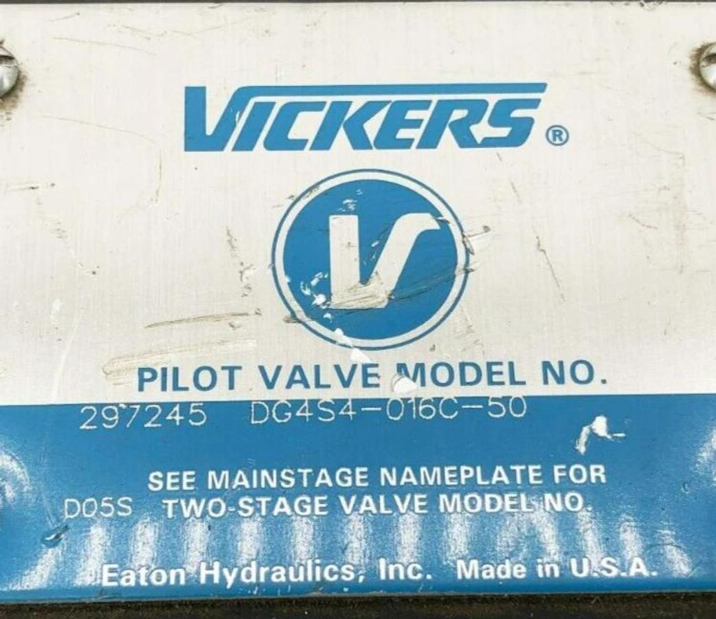 New Vickers DG4S4-016C-50 Directional Control Valve 115V Coils 297245