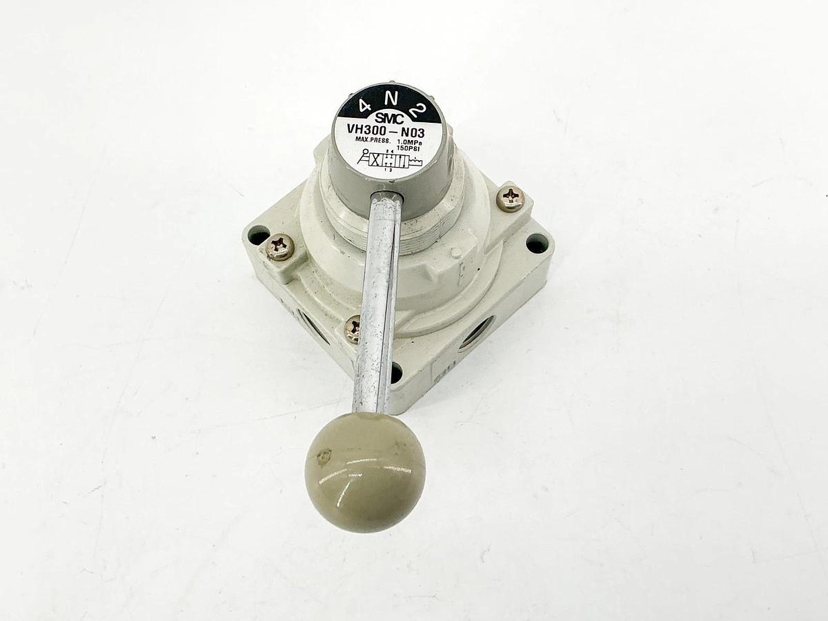 New SMC VH300-N03 Control Hand Valve 150PSI 1.0MPa - No Box