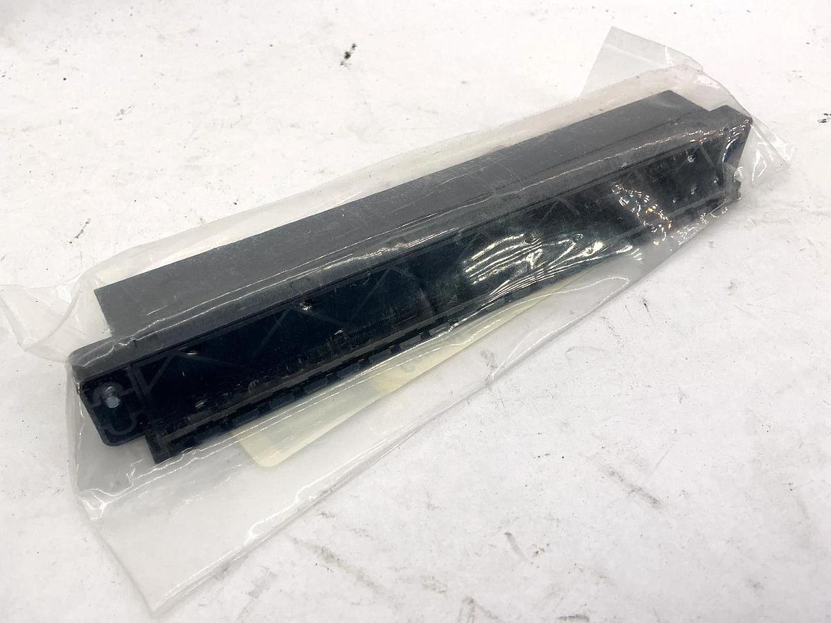 New CTI 2500-40F Face 40 Terminal Block 40-Position/Terminal Black