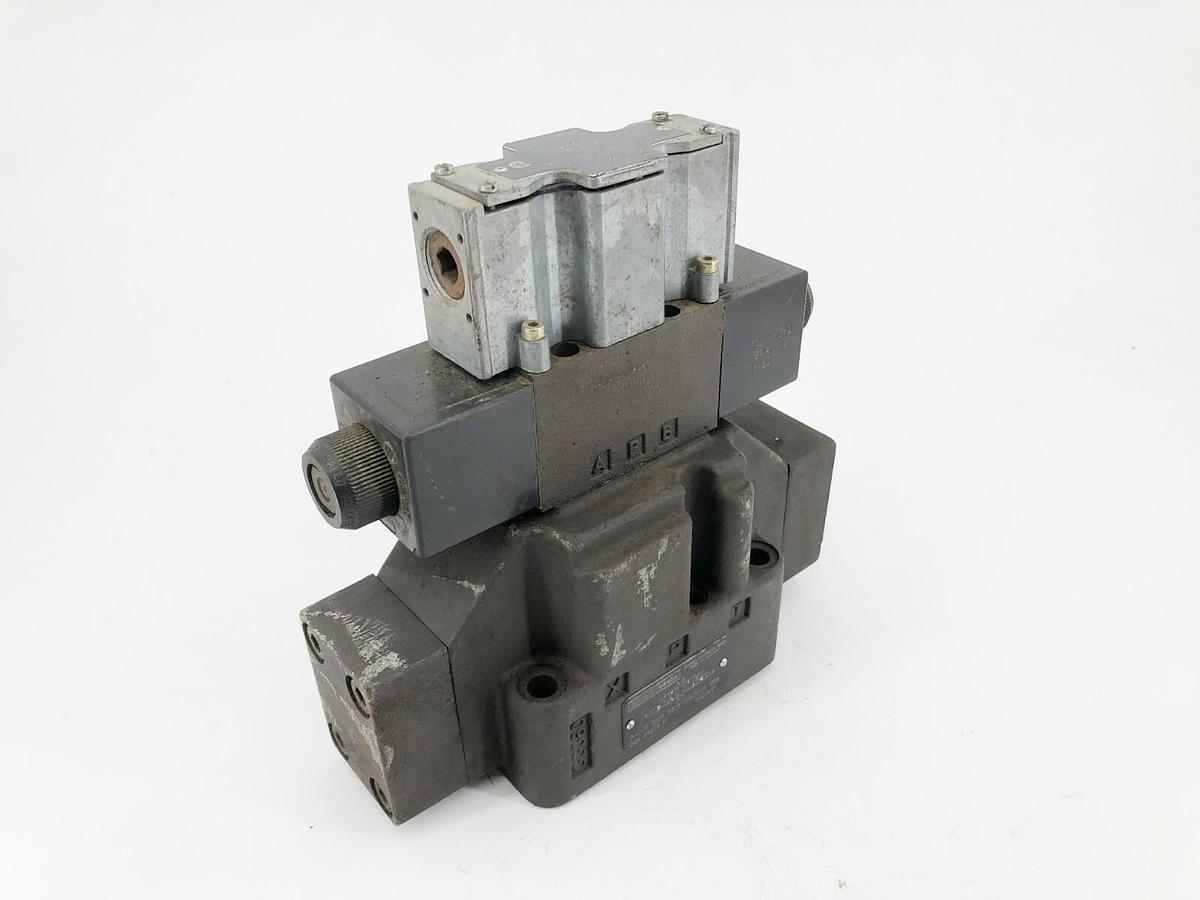 Used Denison Hydraulics A4D03-3B03-0303-10A1W01-1028 Directional Valve 115V Coils