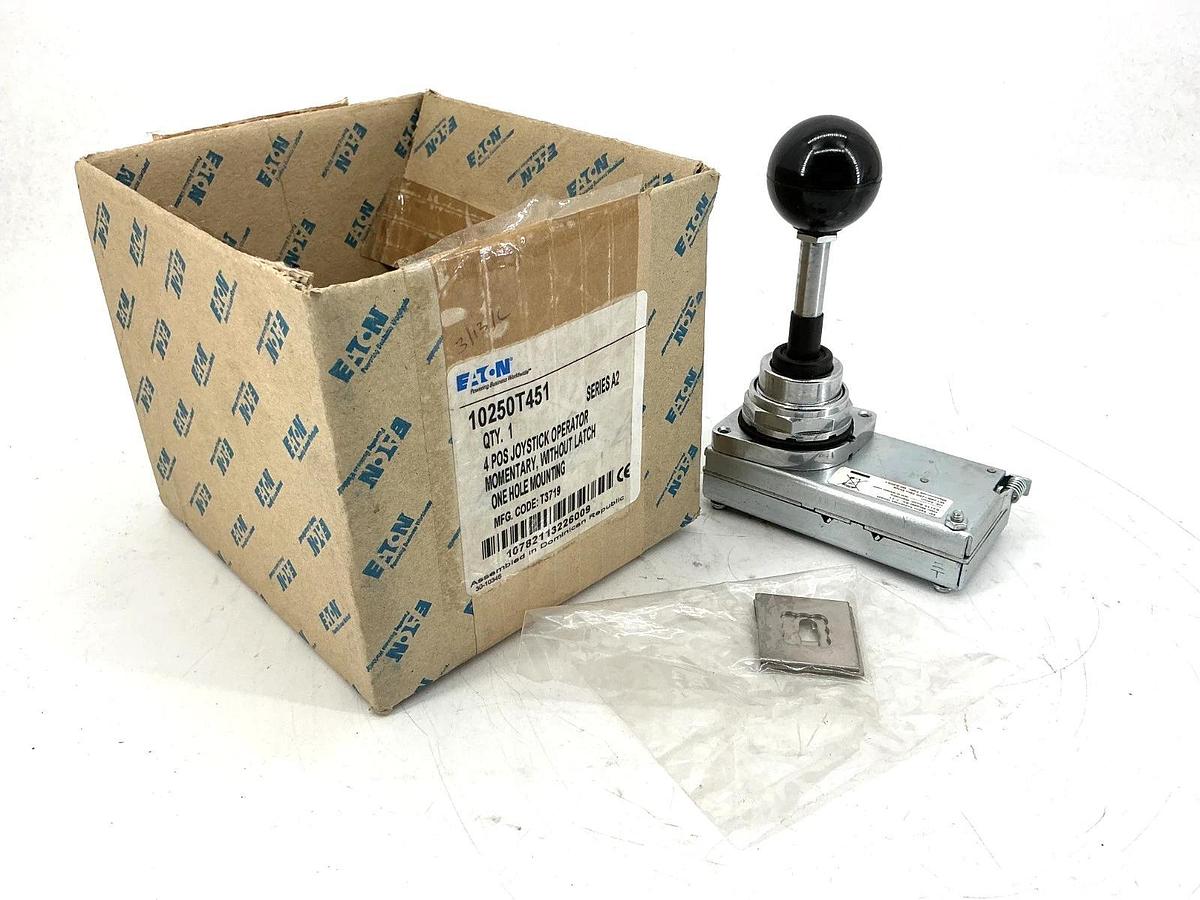 New Eaton 10250T451 Ser A2 4Pos Joystick Operator Momentary No Latch