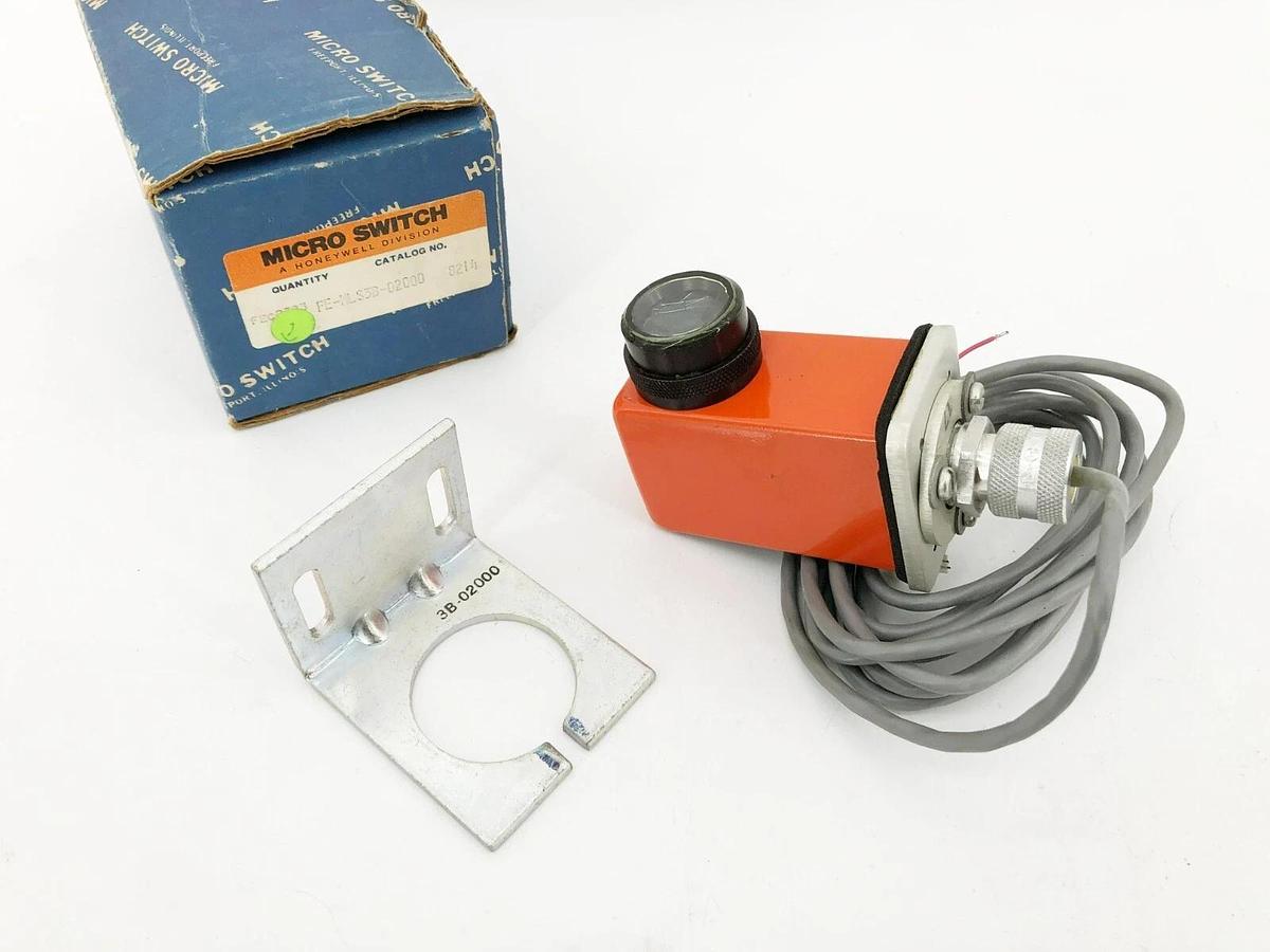 New Honeywell FE-MLS3B-02000 Photoelectric Sensor Retro-Reflective 12-18VDC 2W