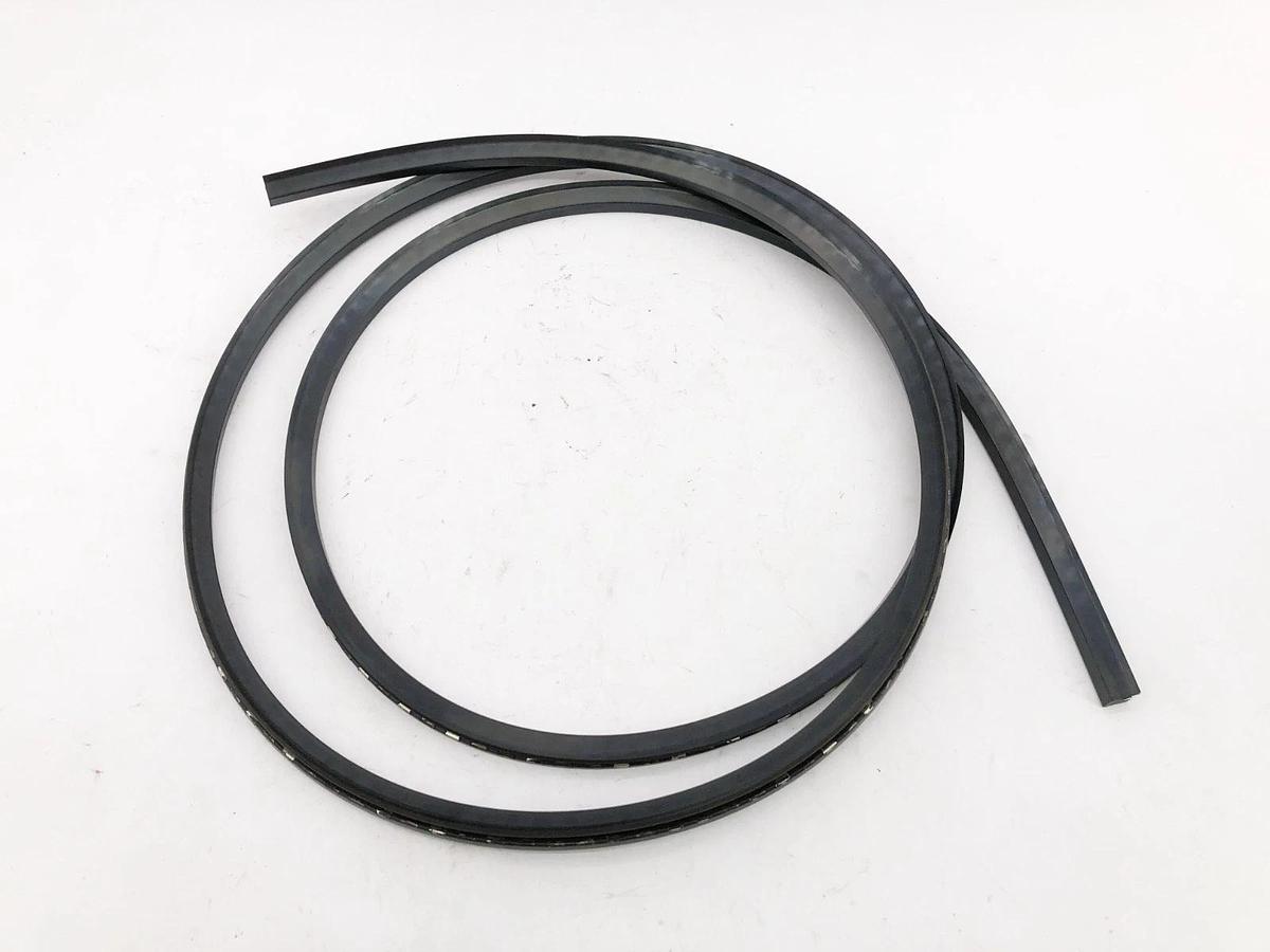 New Garlock 25003-5159 23X5159 Oil Seal Split 33" Shaft 34" Bore 0.5" Width