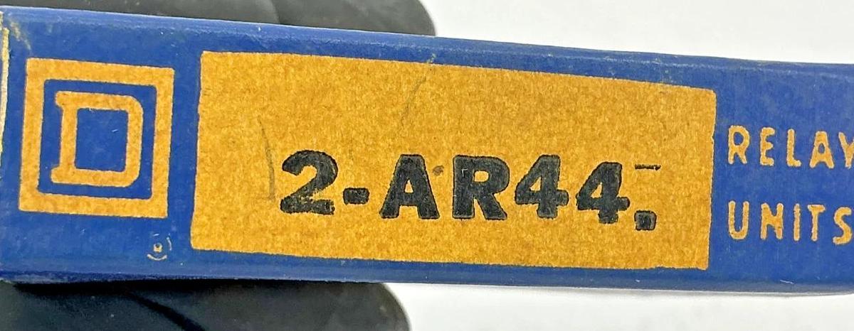 New Square D 2-AR44 Overload Relay Thermal Unit QTY 2 Per Box