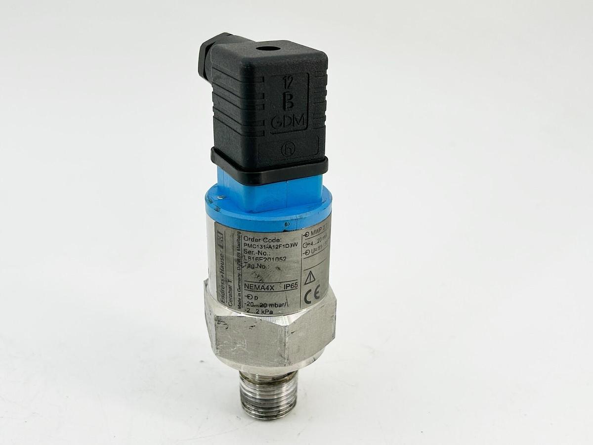 Used Endress + Hauser PMC131-A12F1D3W Pressure Transmitter 1/4NPT 1/2NPT 30V 20MA NEM