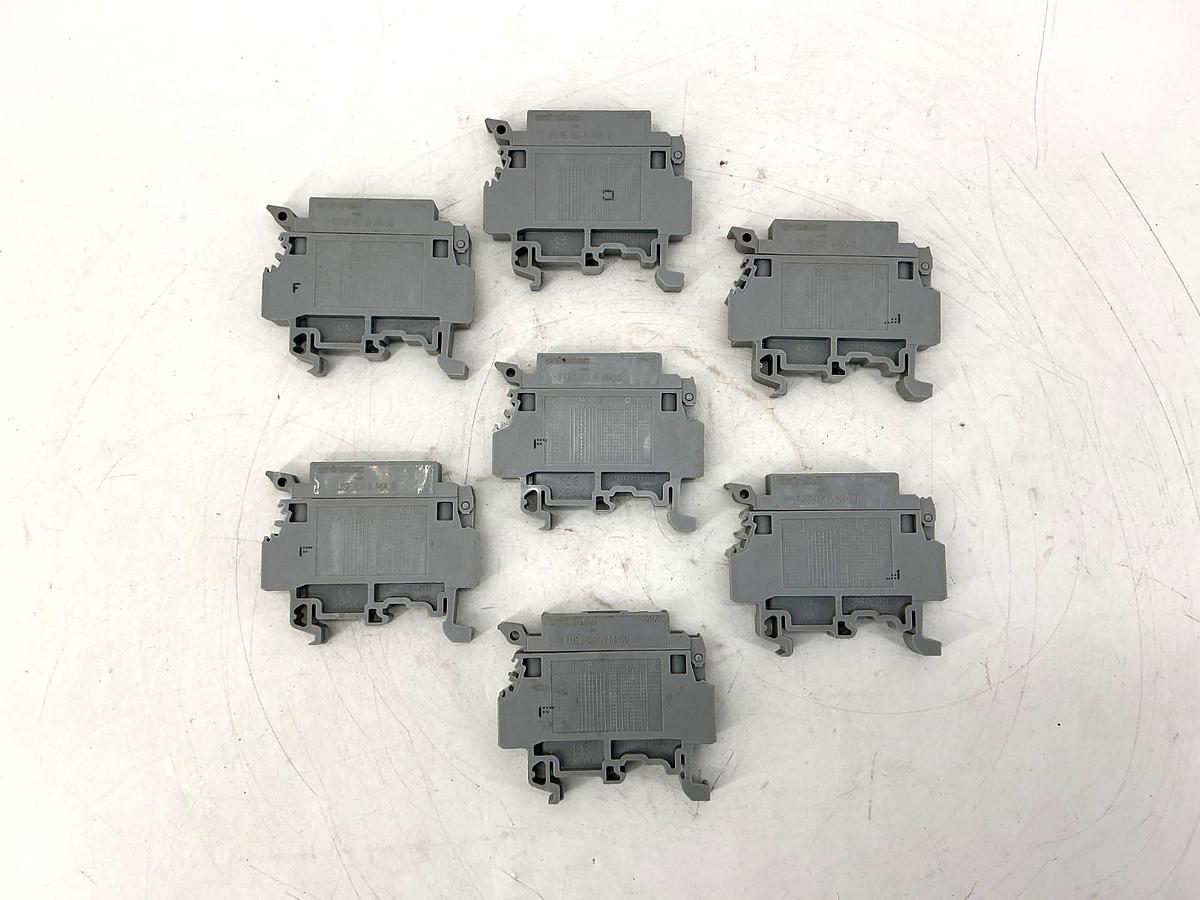 Used Assorted Lot of 7 M4/8.S... ABB Entrelec Fuse Holding Terminal Block M4/8.S
