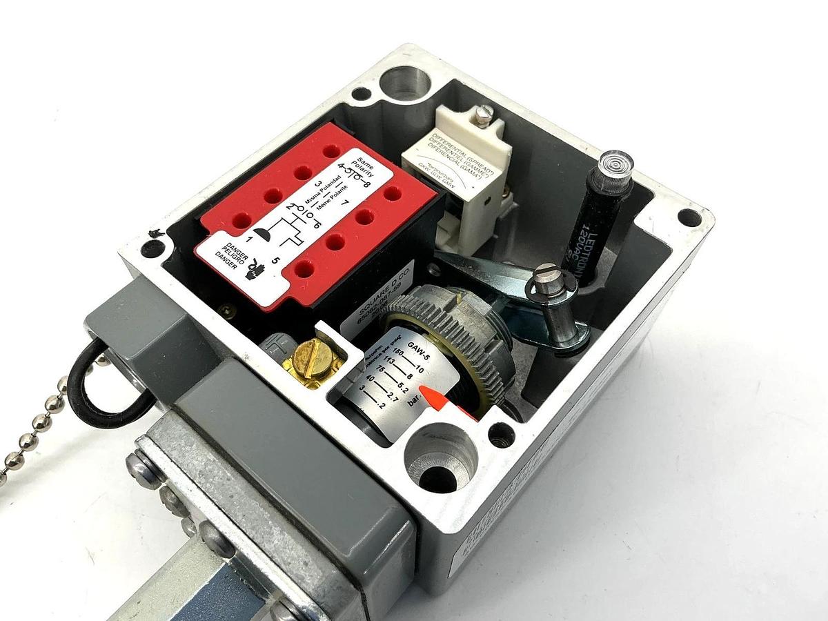 New Square D 9012GAW-5 Ser C Pressure Switch 3-150PSIG 480VAC 9012GAW5 - No Box