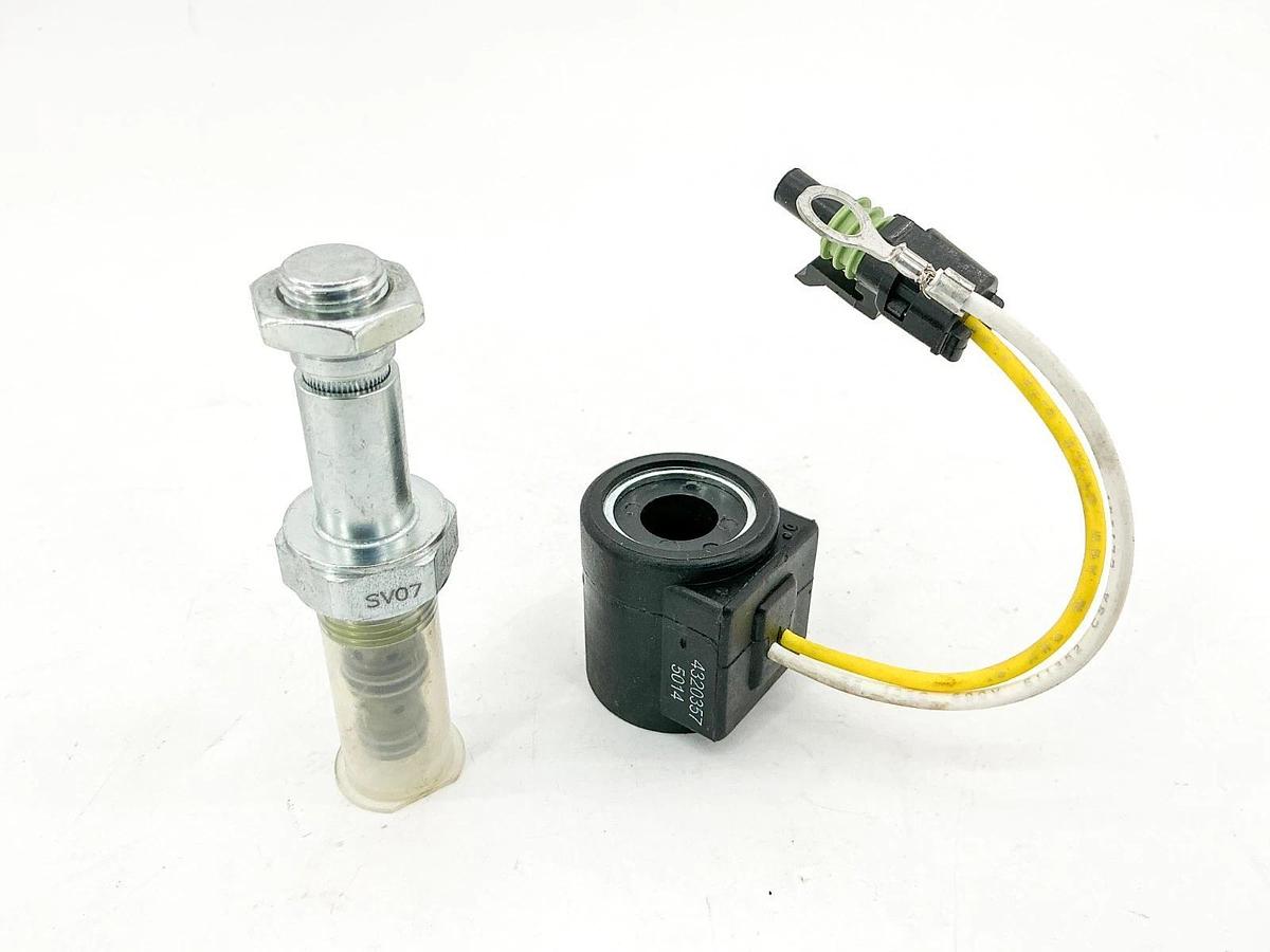 New Hyster 4057164 Solenoid Valve 12V