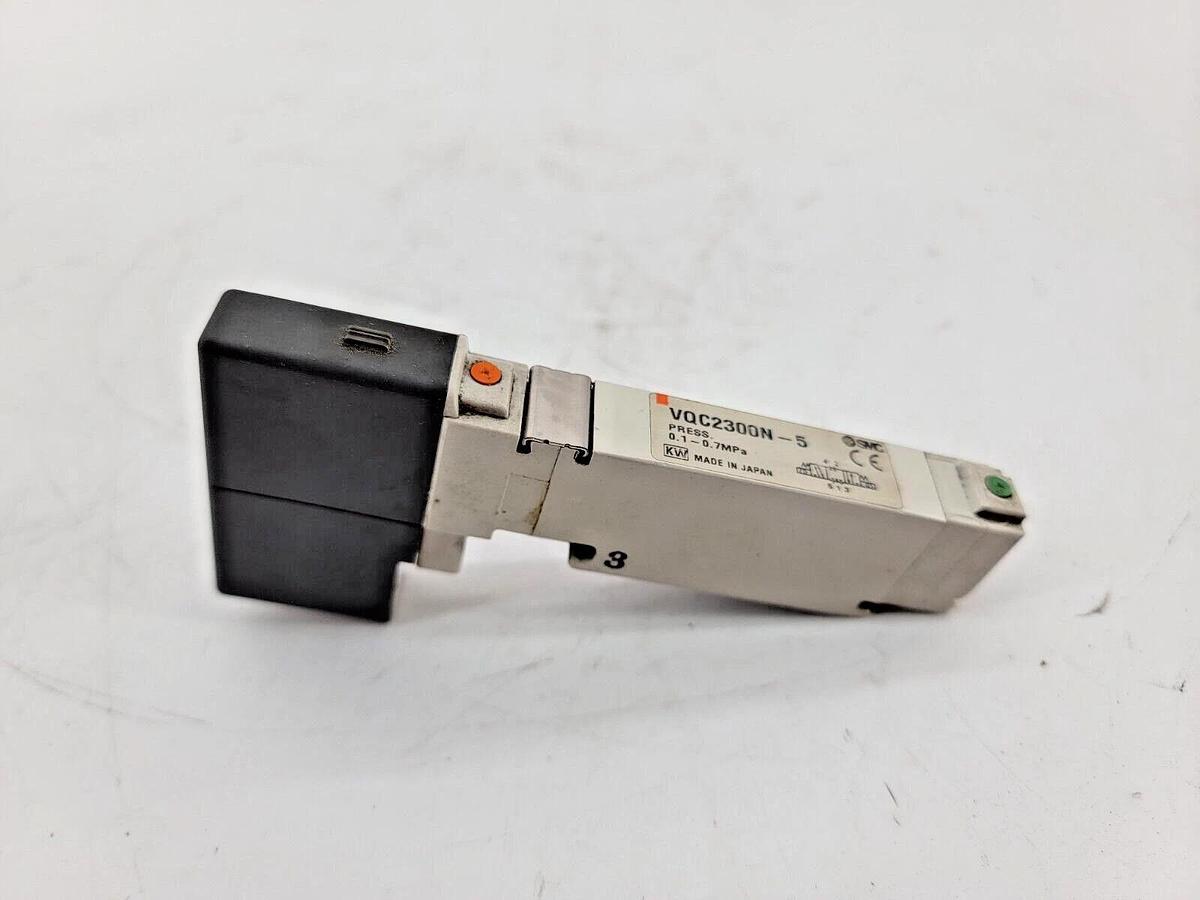 Used SMC VQC2300N-5 Solenoid Valve 24VDC 0.1~0.7MPa