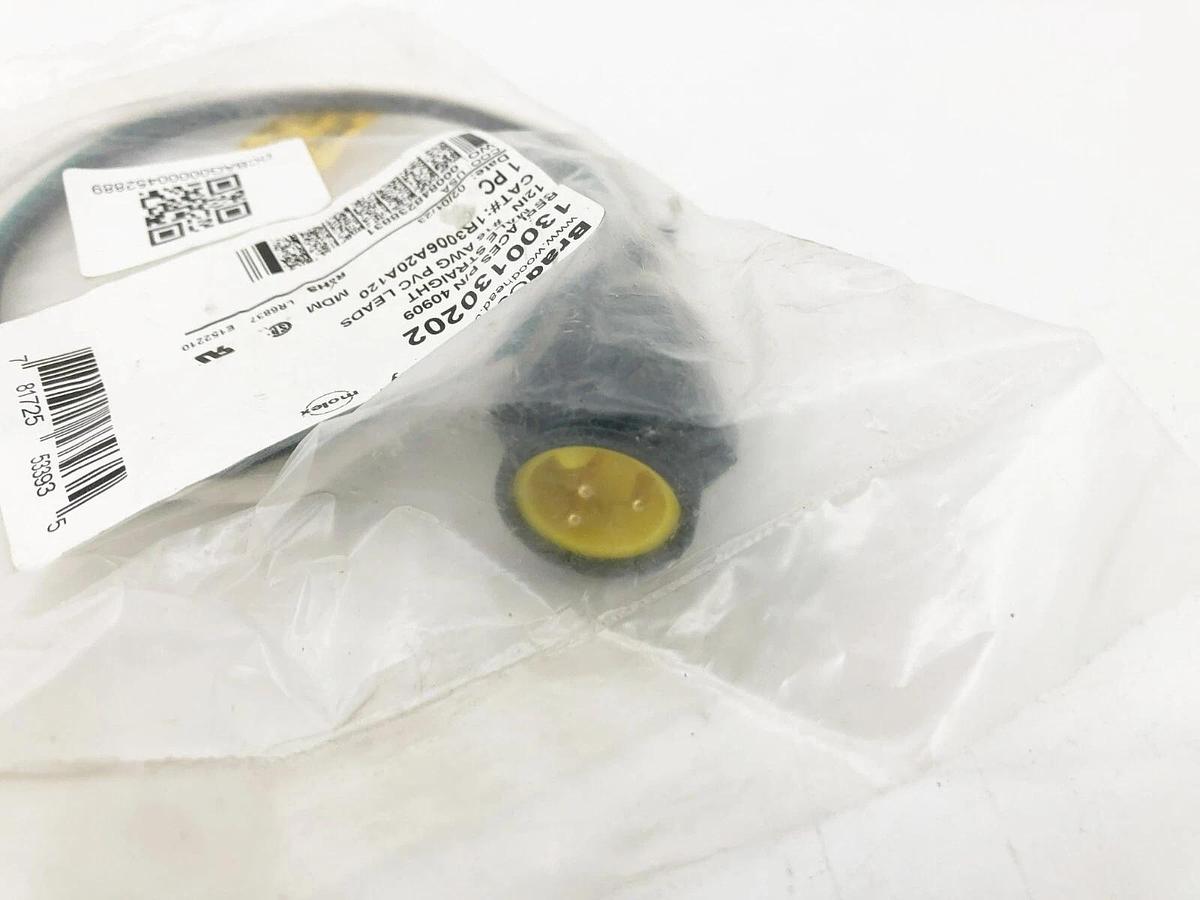 New Brad Connectivity 1300130202 Receptacle 3P Male Straight 12" #16 AWG