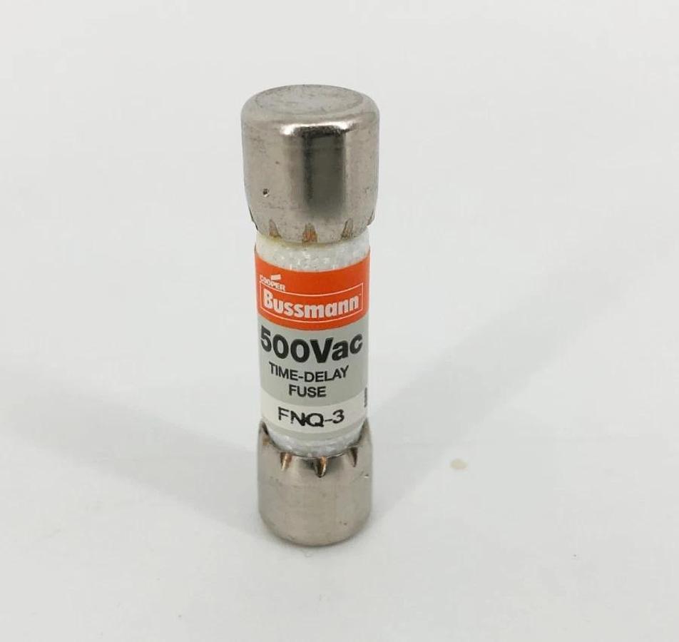 Box of 10 New Bussmann FNQ-3 Time-Delay Fuses 3A 500V