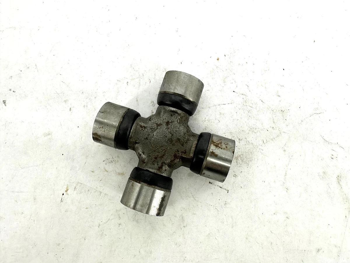 New Precision U Joint 331 Universal Joint Kit 015-2157-2