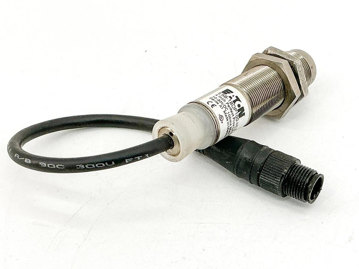 New Eaton E58-18DP100-HLP Photoelectric Sensor Tubular 10-30VDC 100mA - No Box