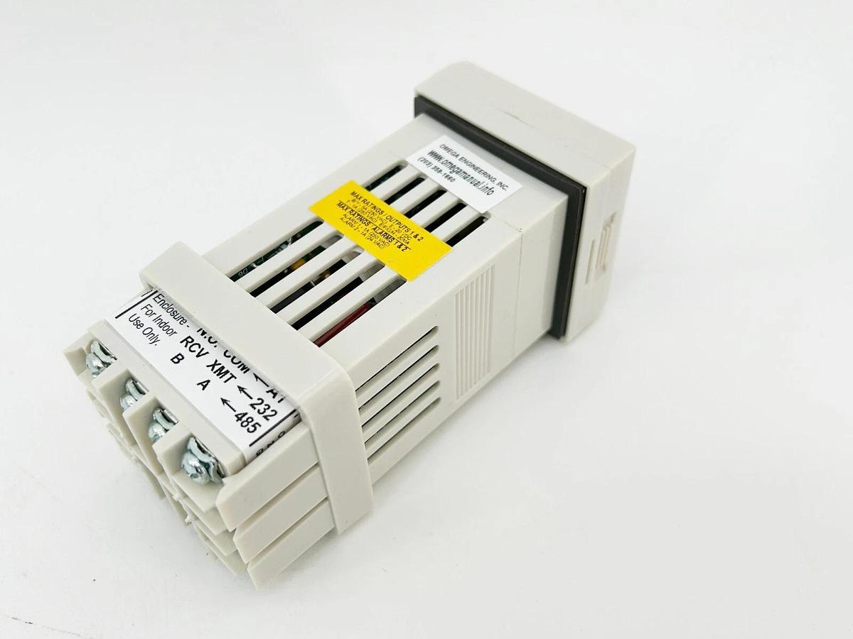 New Omega CN8502TC-R1-R2 Temperature Process Controller Relay CN8500