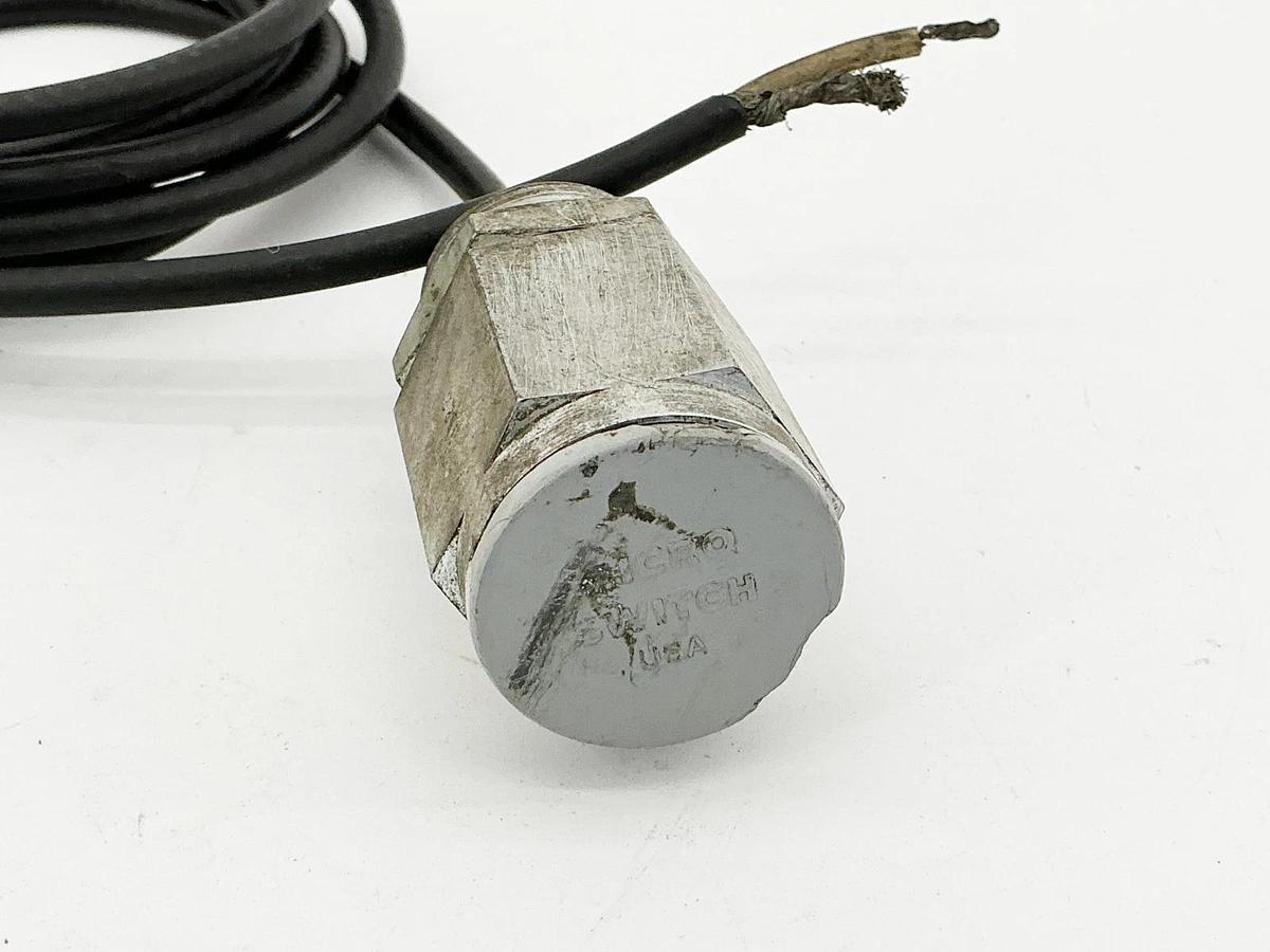 Used Honeywell FMSA1-6 Micro Switch Inductive Proximity Switch