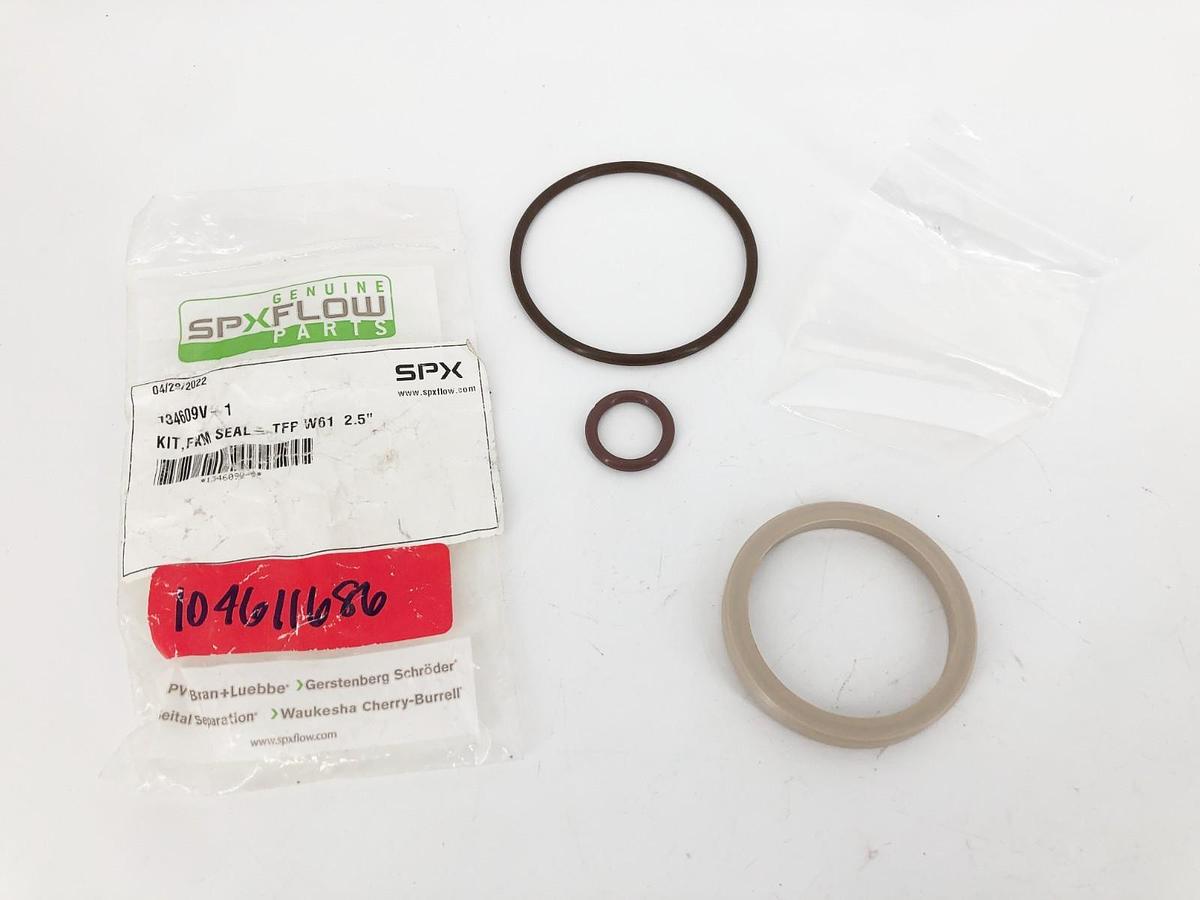 New SPX Flow 134609V-1 Seal Kit TFP W61 2.5"