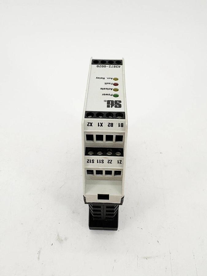 New STi 43872-0020 Model SCC-1DN-1224 Safety Control Relay 120VAC or 24V