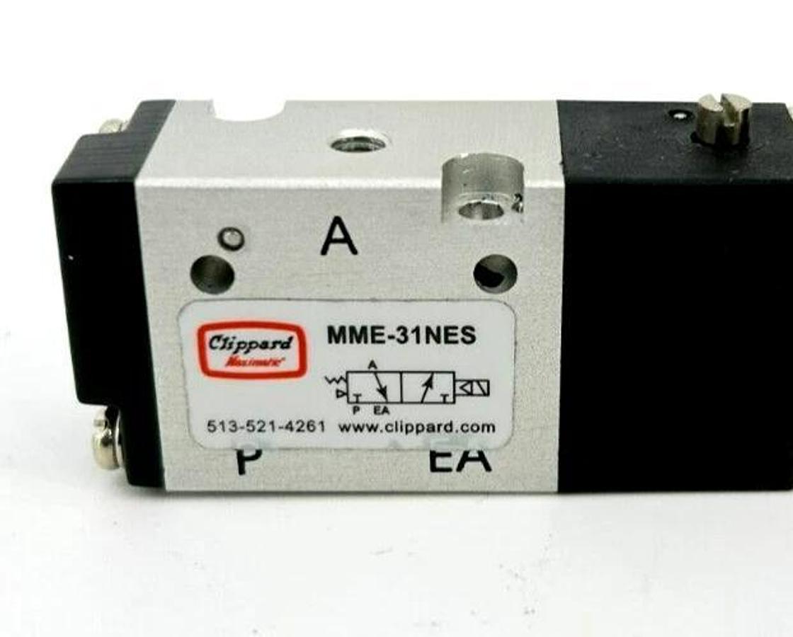 New Clippard Maximatic MME-31NES 19B15 3-Way Pneumatic Solenoid Valve, 24VDC
