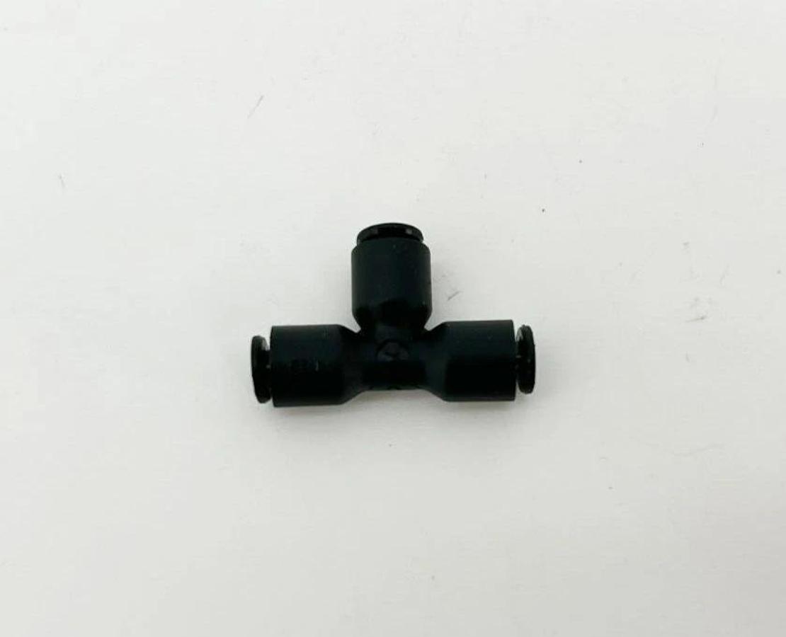 Lot of 5 New Lawson 86784 Union Tees, 1/8" OD, Glass Reinforced Nylon