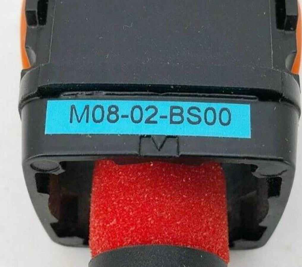 New Wilkerson M08-02-BS00 Coalescing Filter 1/4" NPT 0.5 Micron