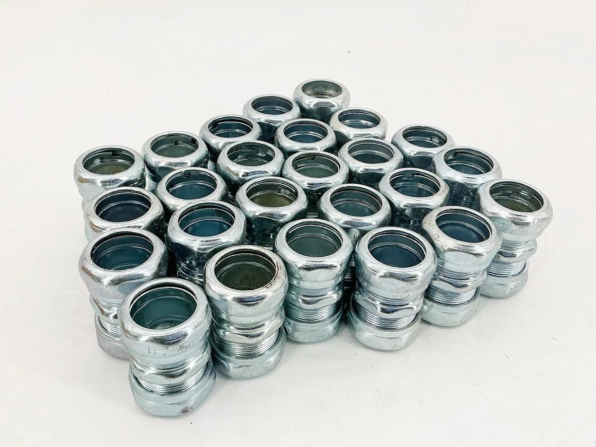 New Lot of 25 Crouse Hinds 661S Compression Type Coupling EMT 3/4"